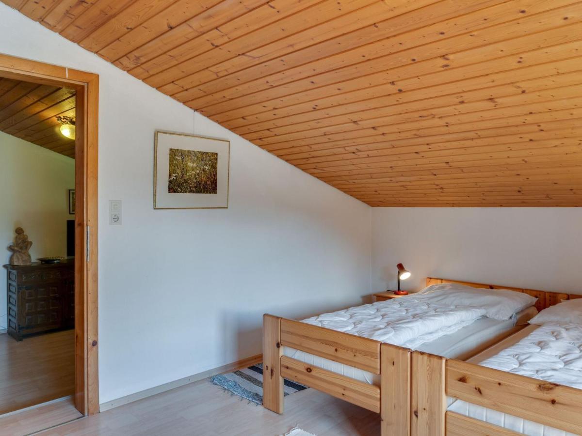 Spacious Chalet In Maishofen Near Forest Exteriör bild